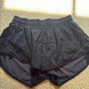 Lulu camouflage shorts
